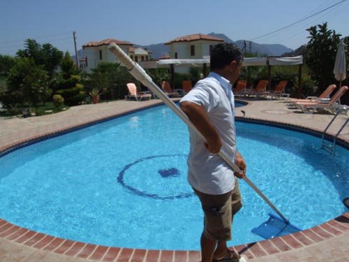 pool cleaning Santa Rosa